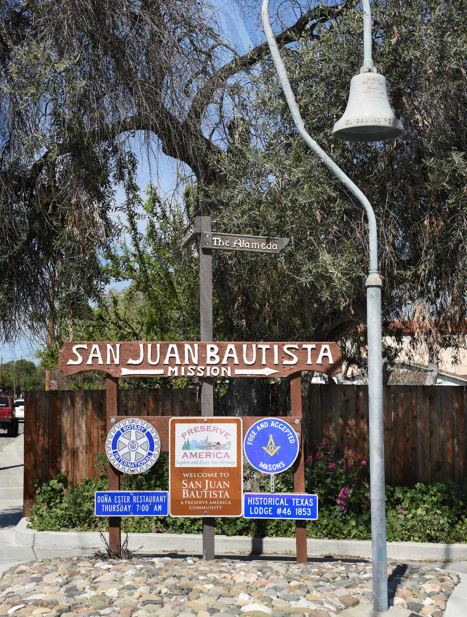San Juan Bautista Welcome sign