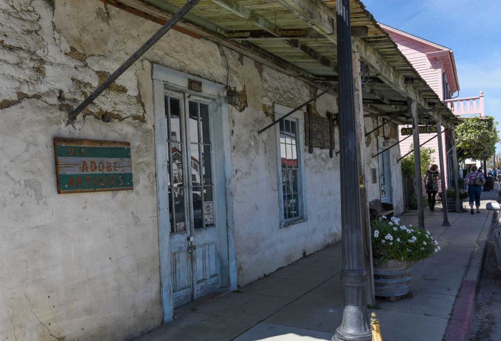 sbccc_san-juan-bautista_sidewalk-antique-shop